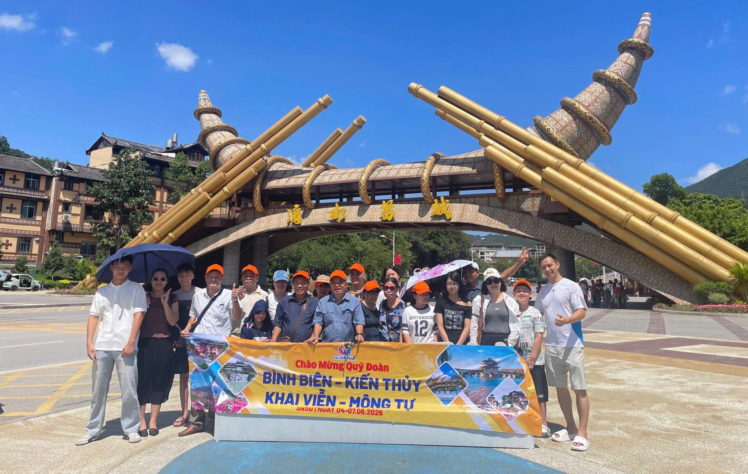 Kinh nghiệm du lịch Trung Quốc qua Bình Biên Kiến Thủy Khai Viễn Mông Tự cùng BECA Travel